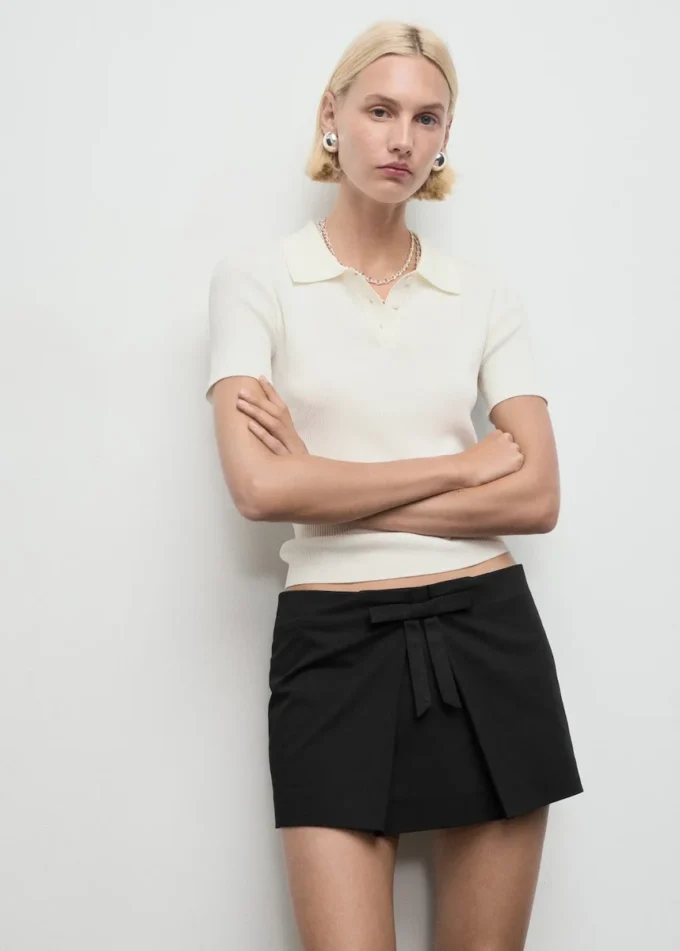 Mini gonna-pantaloncino con fiocco Mini gonna-pantaloncino con fiocco