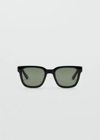 Occhiali da sole con montatura rettangolare