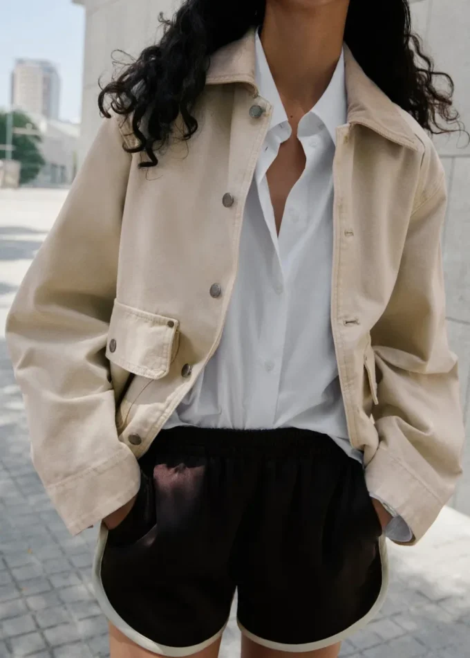 Pantaloncini con bordi a contrasto Pantaloncini con bordi a contrasto