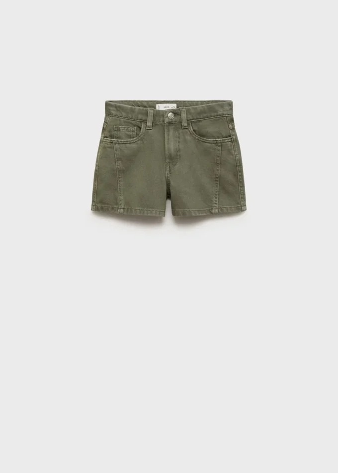 Pantaloncini con dettagli cuciti Pantaloncini con dettagli cuciti