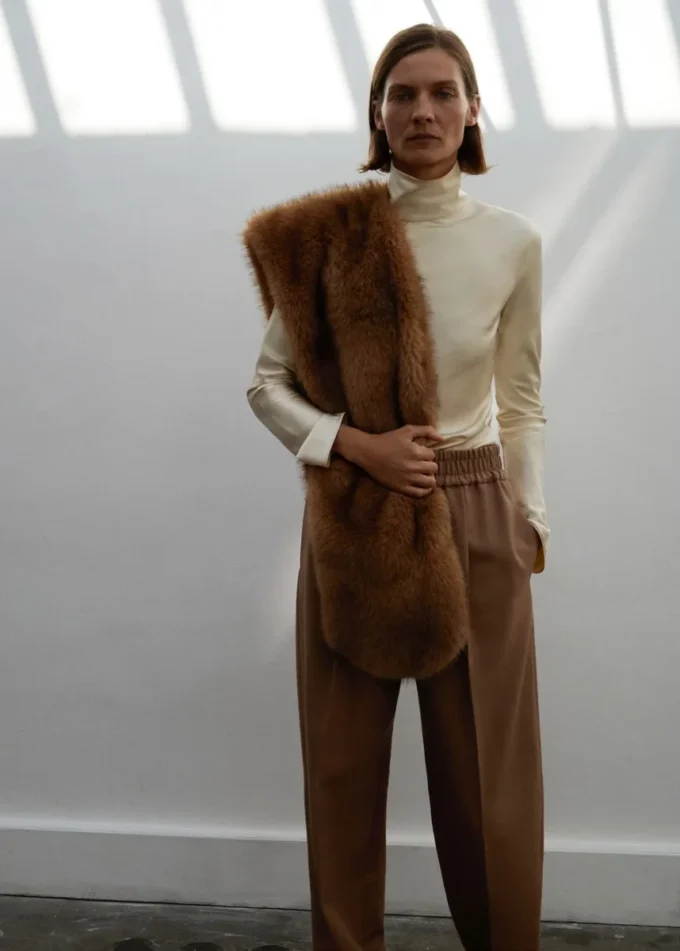 Pantaloni 100% lana con elastico in vita