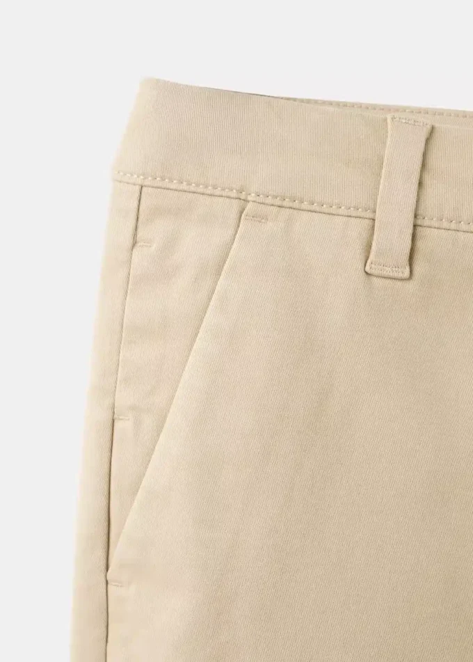 Pantaloni chino semplici Pantaloni chino semplici