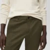 Pantaloni chino slim fit in twill Barna Pantaloni chino slim fit in twill Barna