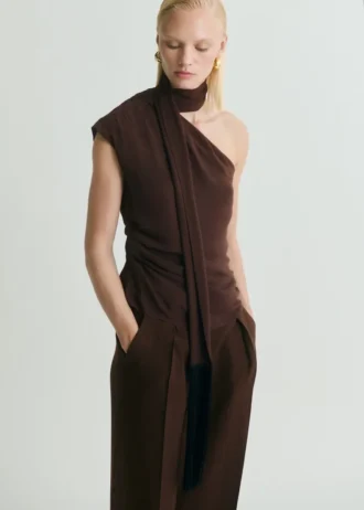 Pantaloni con pieghe