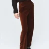 Pantaloni da completo in velluto Pantaloni da completo in velluto
