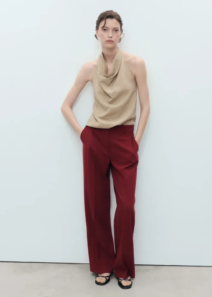 Pantaloni dritti a vita media Pantaloni dritti a vita media