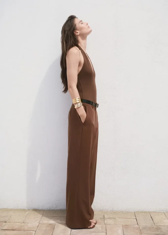 Pantaloni dritti a vita media Pantaloni dritti a vita media