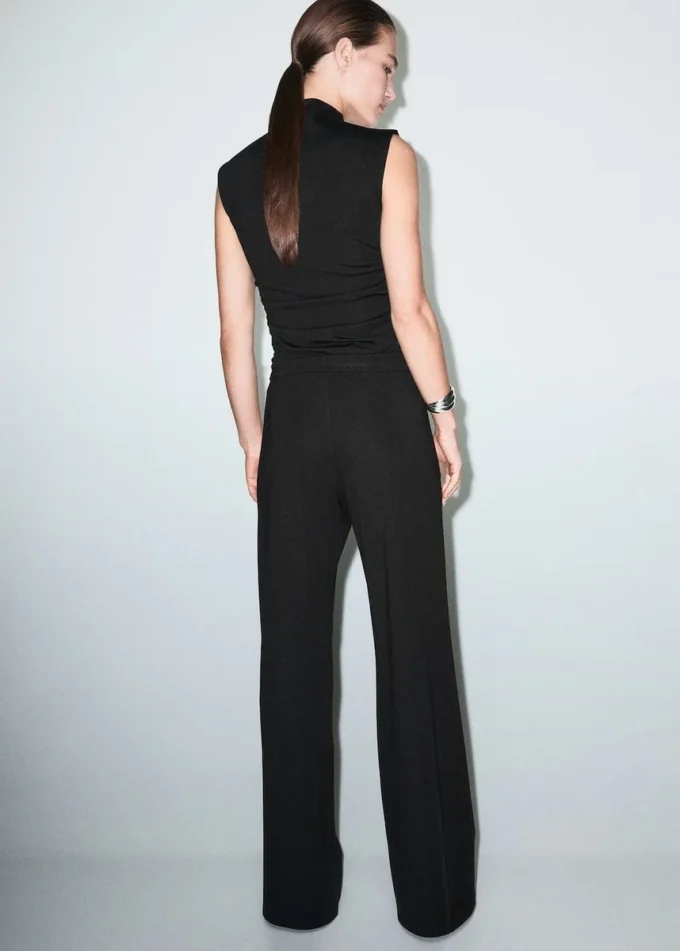 Pantaloni dritti con elastico in vita