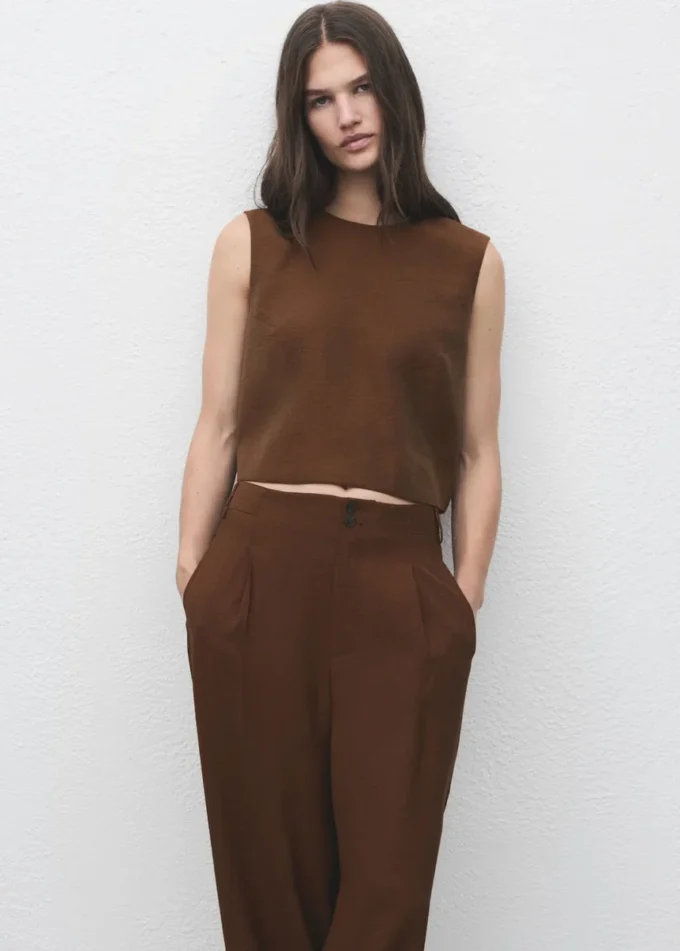 Pantaloni dritti con piega Pantaloni dritti con piega