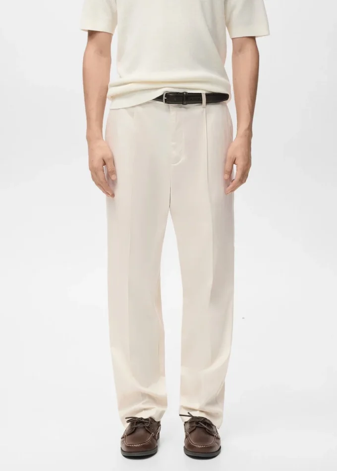 Pantaloni fluidi con piega, vestibilità regolare Pantaloni fluidi con piega, vestibilità regolare