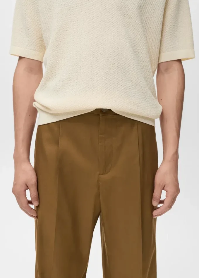 Pantaloni fluidi con piega, vestibilità regolare Pantaloni fluidi con piega, vestibilità regolare