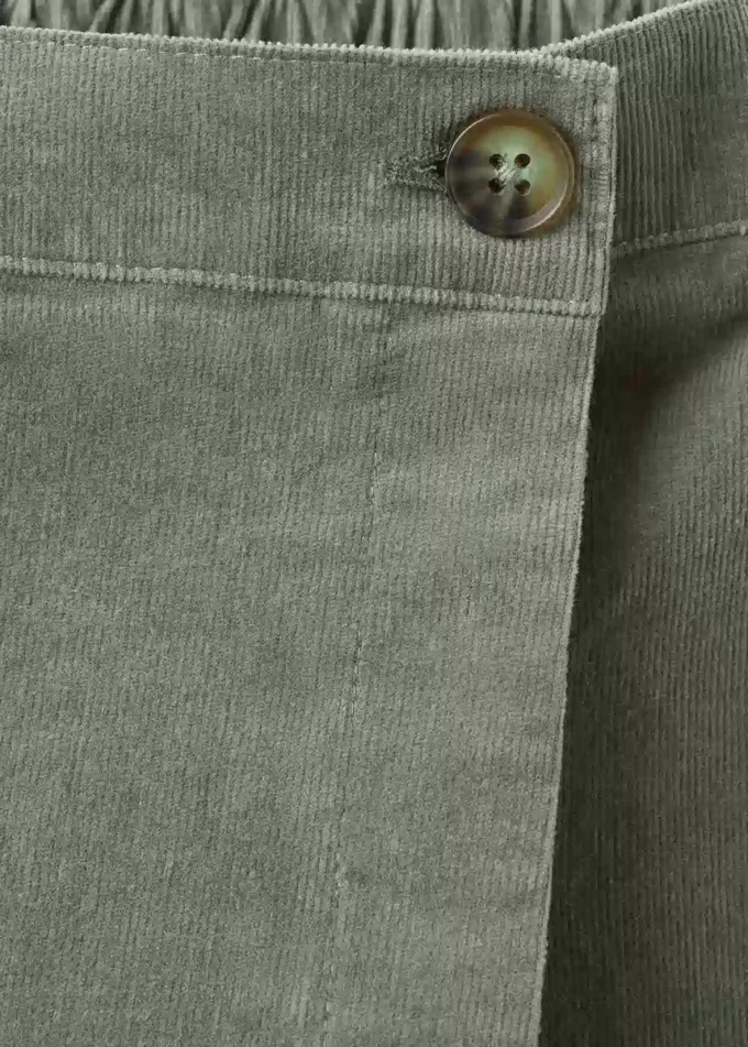 Pantaloni gonna in velluto a coste Pantaloni gonna in velluto a coste