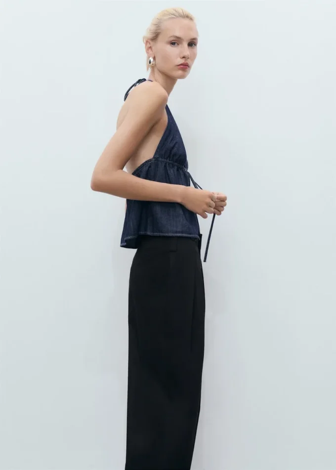 Pantaloni in cotone con bottoni Pantaloni in cotone con bottoni