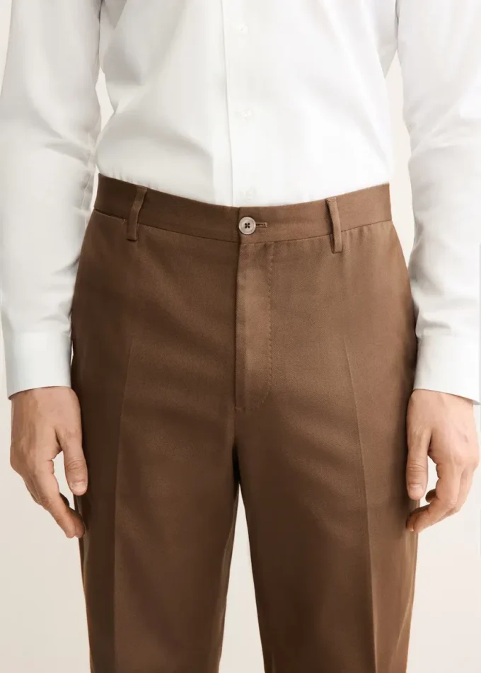 Pantaloni in cotone con piega, vestibilità regolare Pantaloni in cotone con piega, vestibilità regolare