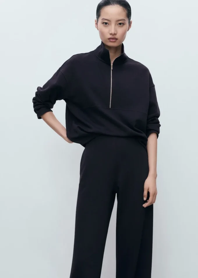 Pantaloni in cotone stile jogger Pantaloni in cotone stile jogger