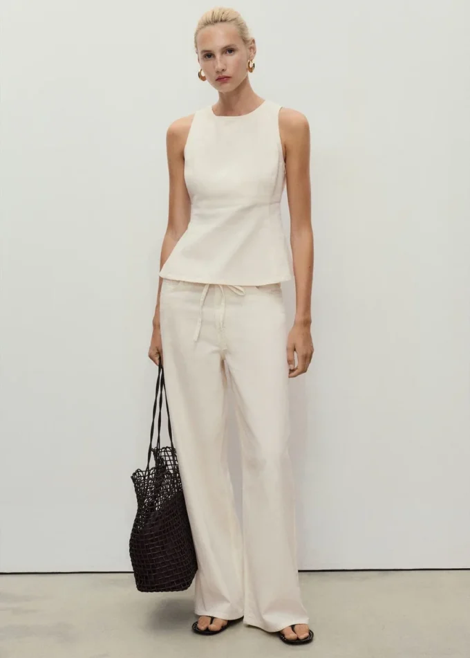 Pantaloni in denim a gamba larga con cintura Pantaloni in denim a gamba larga con cintura