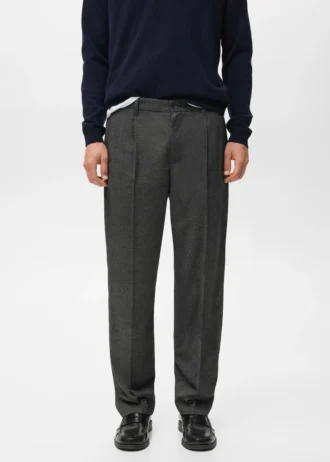 Pantaloni in flanella con pieghe e vestibilità regolare