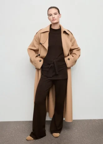 Pantaloni in maglia con dettagli cuciti Pantaloni in maglia con dettagli cuciti