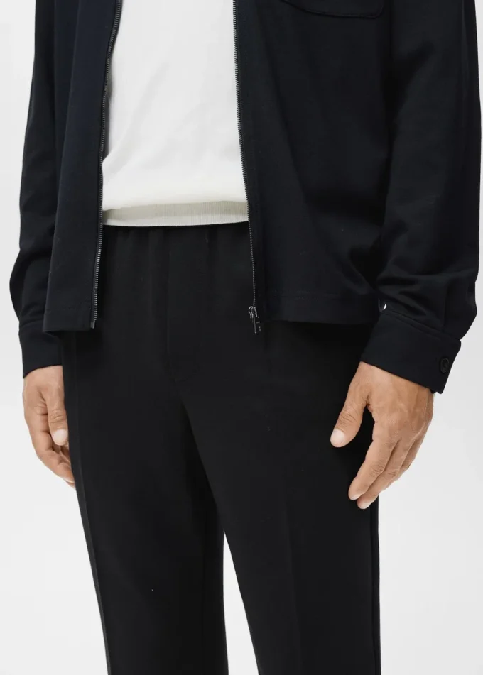 Pantaloni jogger con elastico in vita Pantaloni jogger con elastico in vita