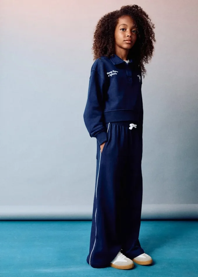 Pantaloni jogger con striscia laterale Pantaloni jogger con striscia laterale