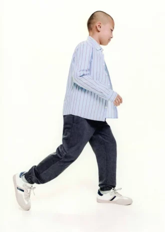 Pantaloni jogging in cotone con elastico in vita Pantaloni jogging in cotone con elastico in vita