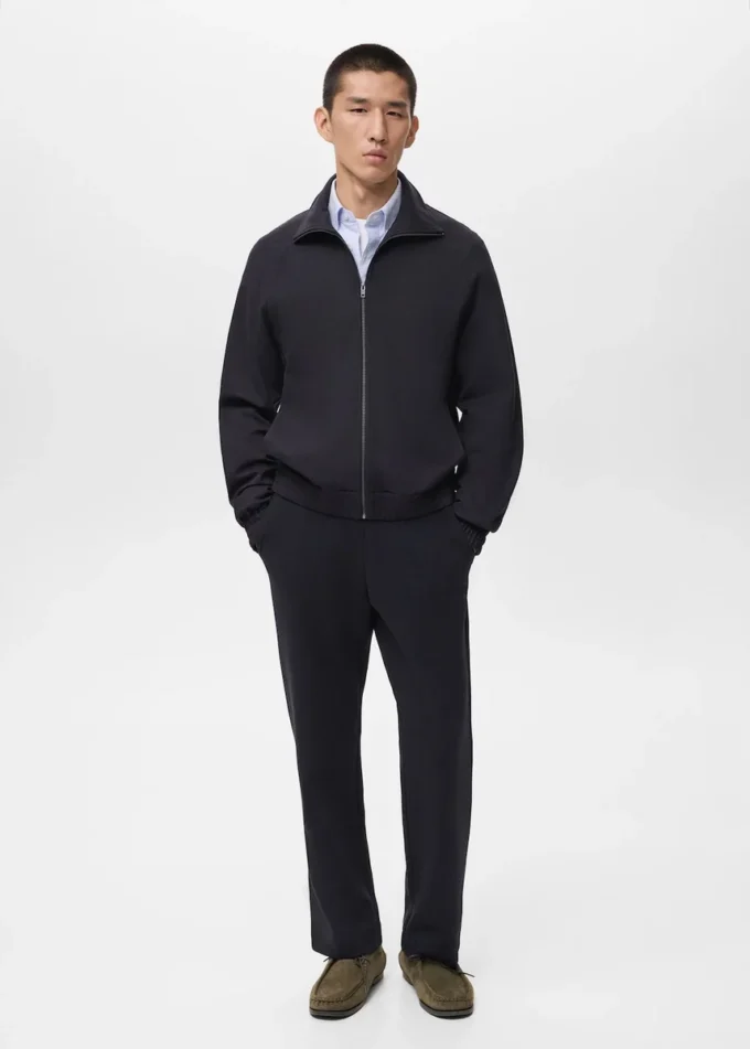 Pantaloni jogging in cotone con elastico in vita Pantaloni jogging in cotone con elastico in vita