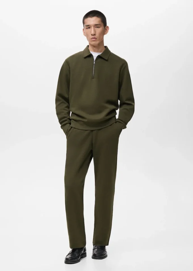 Pantaloni jogging in cotone con elastico in vita Pantaloni jogging in cotone con elastico in vita