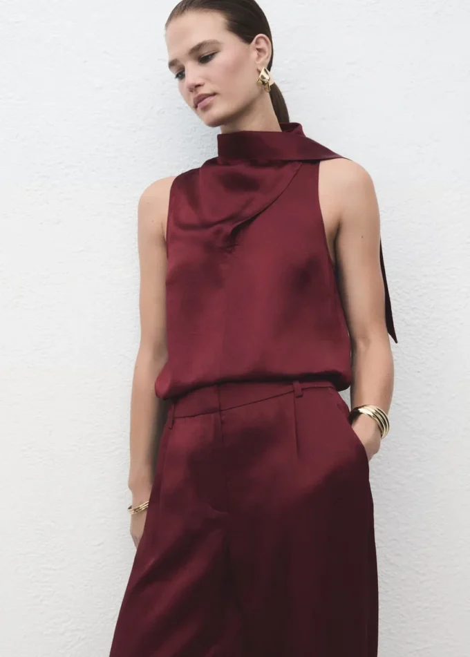 Pantaloni larghi in raso Pantaloni larghi in raso