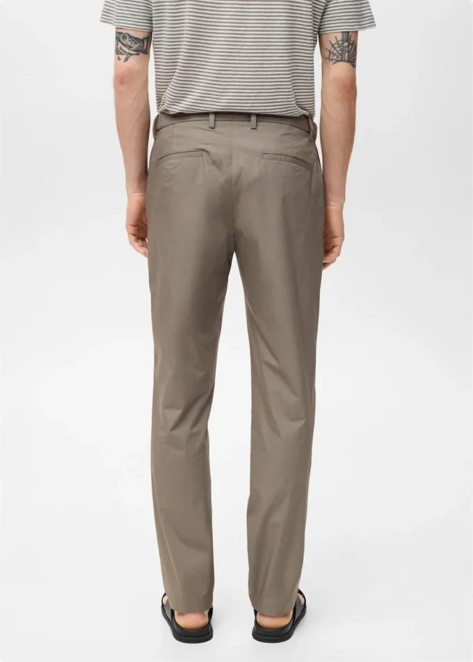 Pantaloni slim fit 100% cotone Pantaloni slim fit 100% cotone