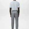 Pantaloni slim fit in lino Pantaloni slim fit in lino