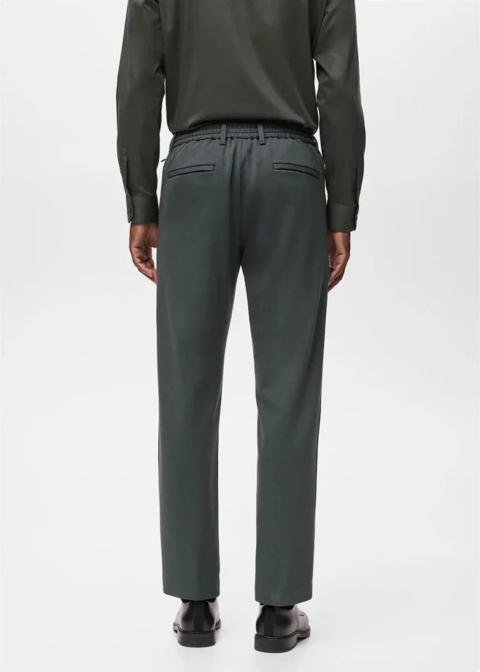 Pantaloni slim fit in tessuto elasticizzato con coulisse Pantaloni slim fit in tessuto elasticizzato con coulisse