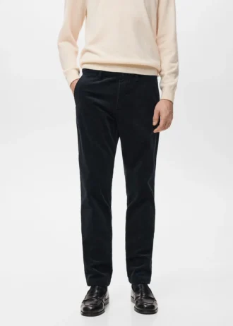 Pantaloni slim fit in velluto a coste Pantaloni slim fit in velluto a coste