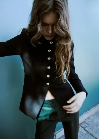 Pantaloni svasati in ecopelle