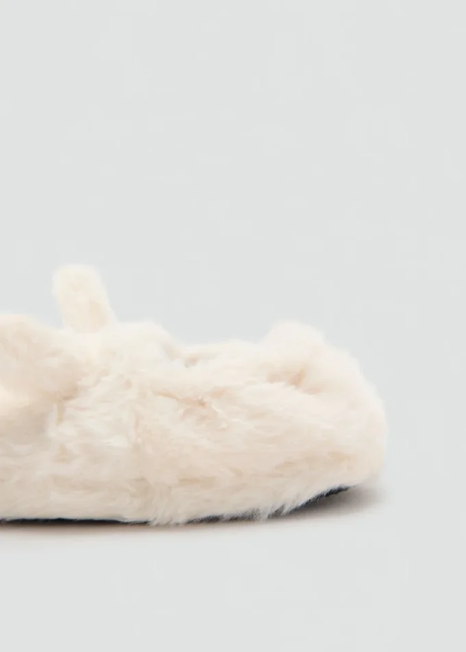 Pantofole con coniglietto Pantofole con coniglietto