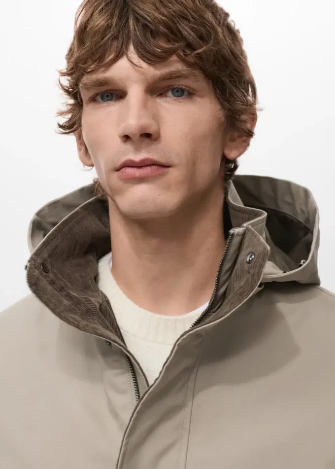 Parka con cappuccio interno staccabile