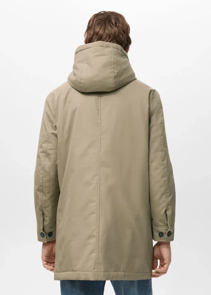 Parka trapuntato con cappuccio idrorepellente Parka trapuntato con cappuccio idrorepellente