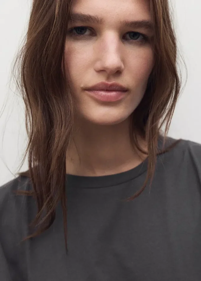 Pigiama a due pezzi in cotone a maniche corte Pigiama a due pezzi in cotone a maniche corte