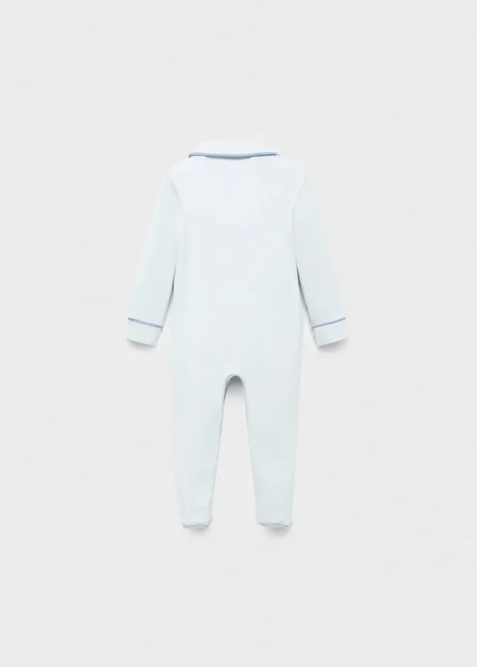 Pigiama con collo a barchetta e tasche