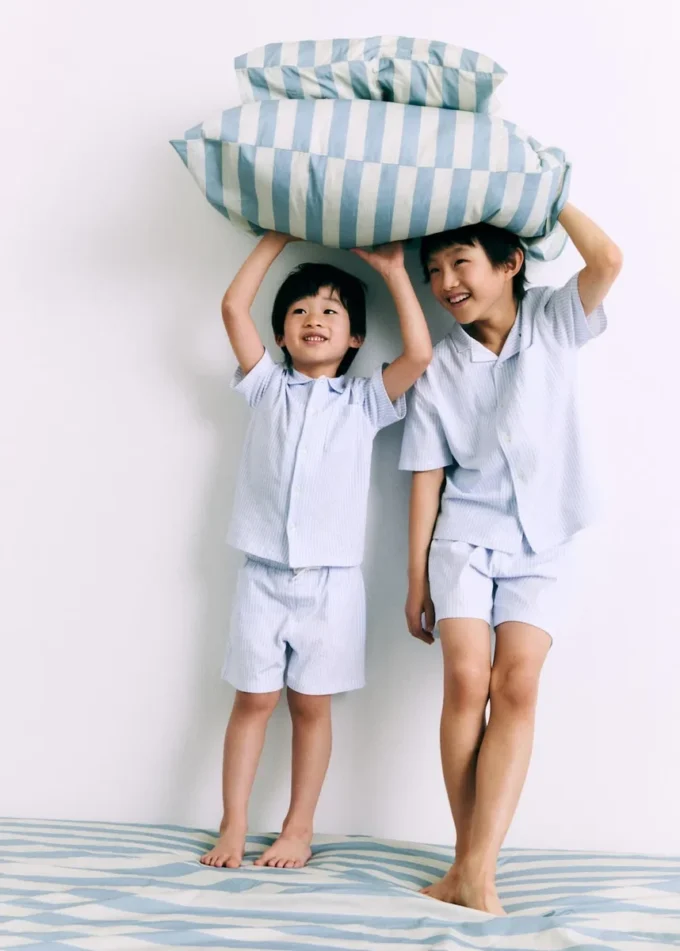 Pigiama corto a righe Pigiama corto a righe