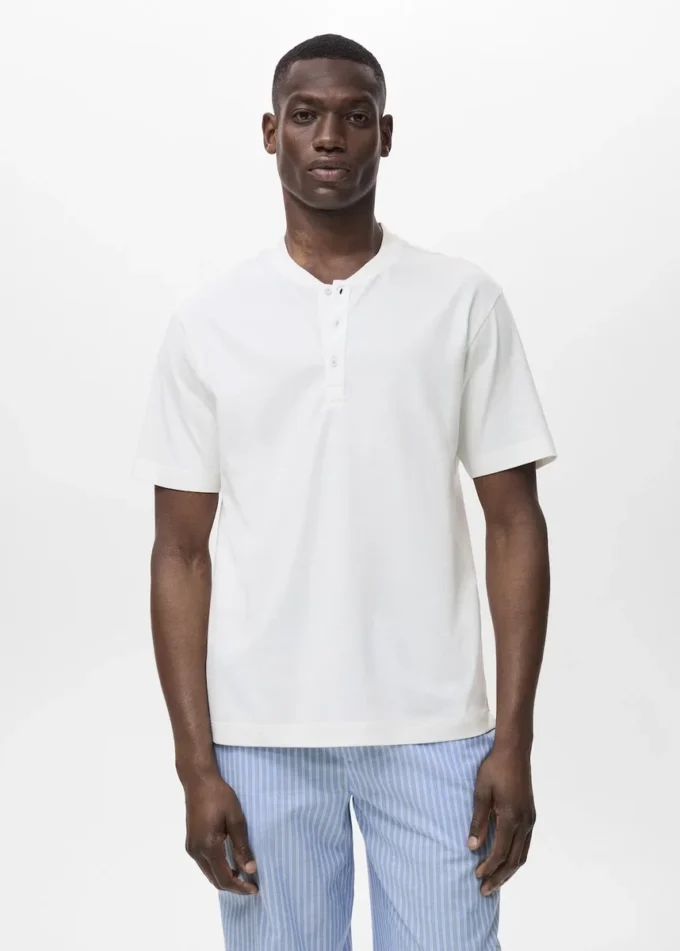 Pigiama in cotone 100% Pigiama in cotone 100%