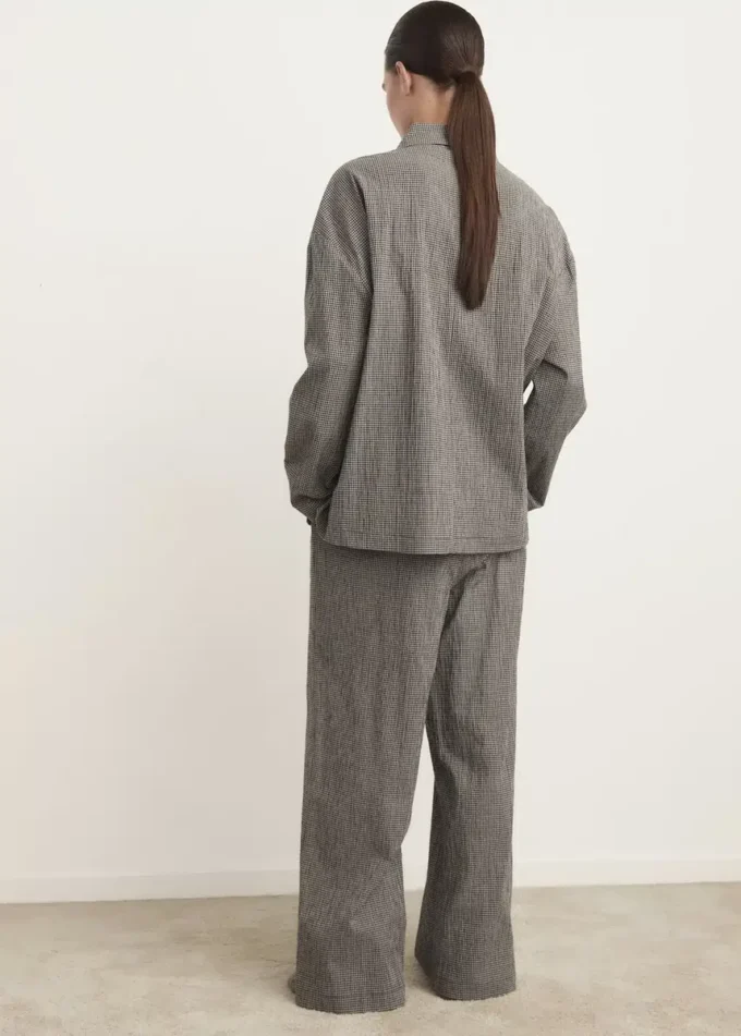 Pigiama in cotone a due pezzi con motivo a quadretti Pigiama in cotone a due pezzi con motivo a quadretti