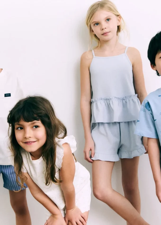 Pigiama in cotone a fiori Pigiama in cotone a fiori