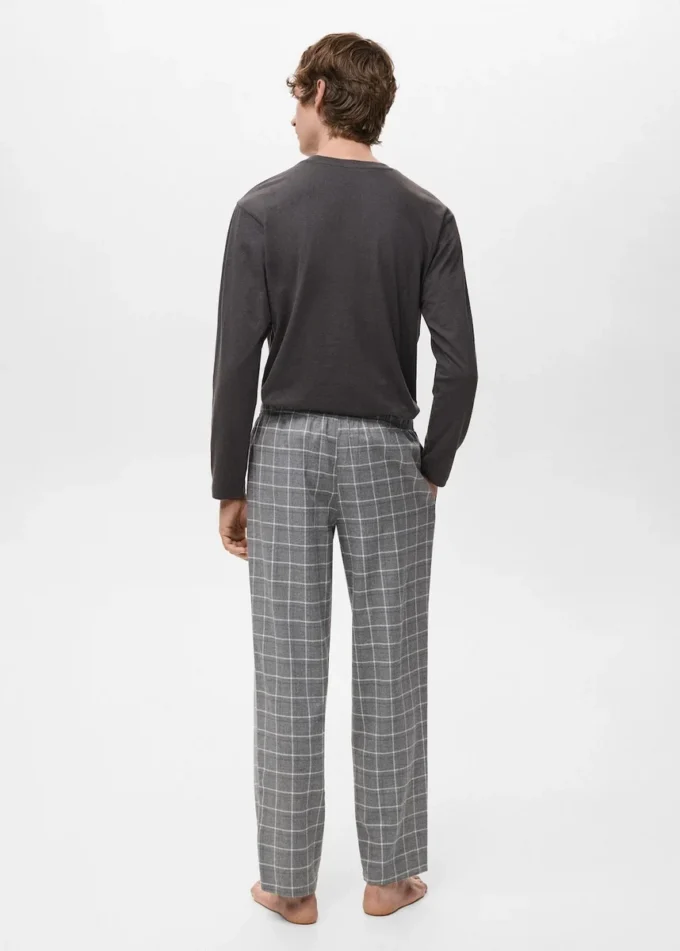 Pigiama in cotone a quadri Pigiama in cotone a quadri