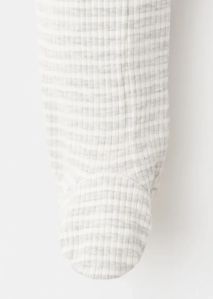 Pigiama intero a righe Pigiama intero a righe