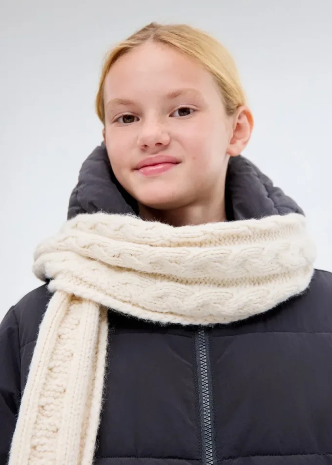 Piumino con cappuccio Piumino con cappuccio