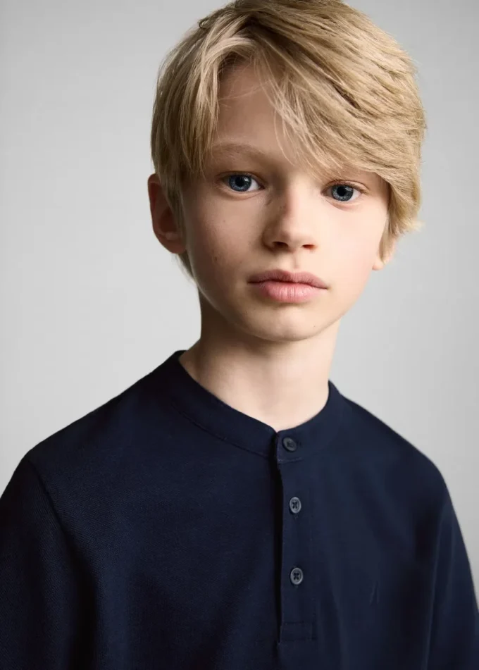 Polo con collo alla coreana Polo con collo alla coreana