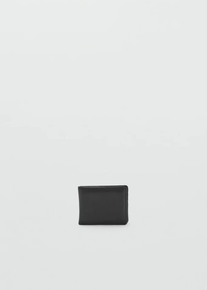 Portafoglio con porta carte anti-contatto