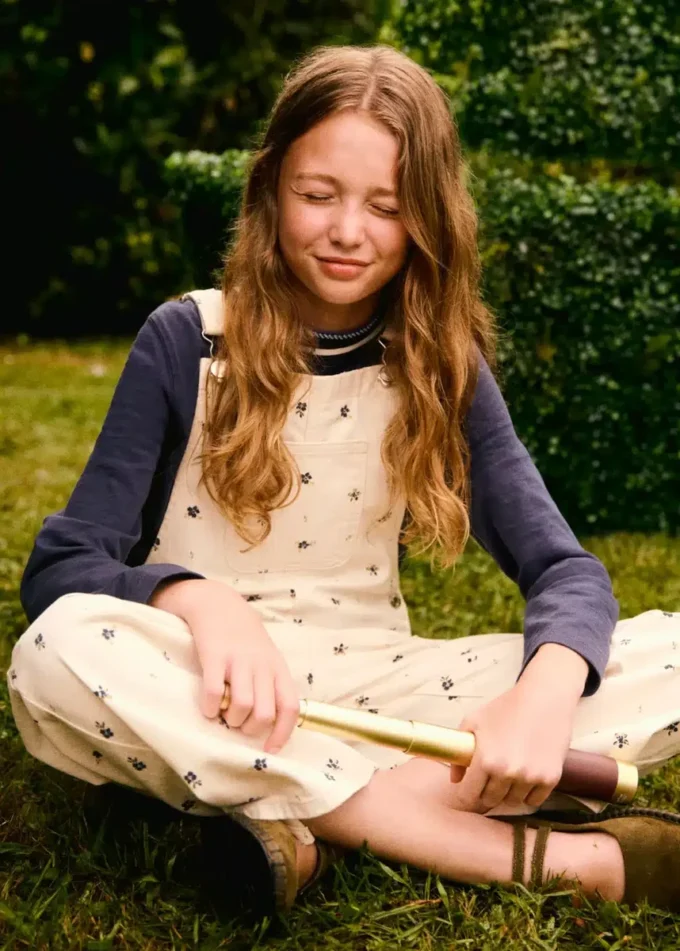 Salopette con stampa floreale