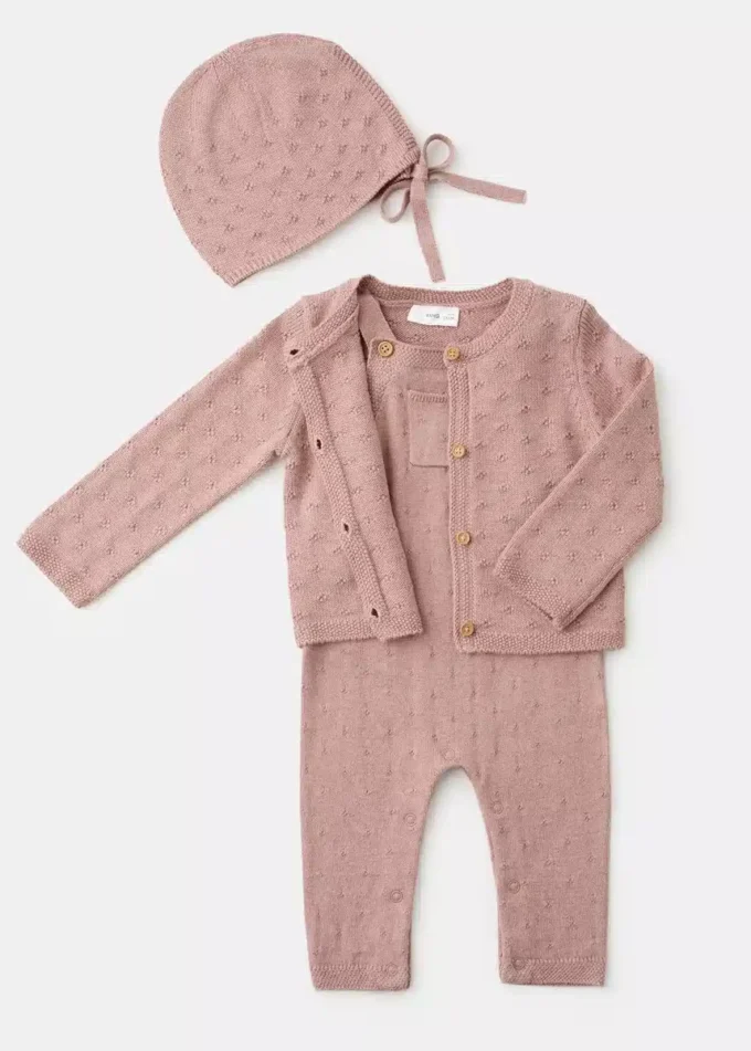 Salopette lavorata a maglia con ricami Salopette lavorata a maglia con ricami