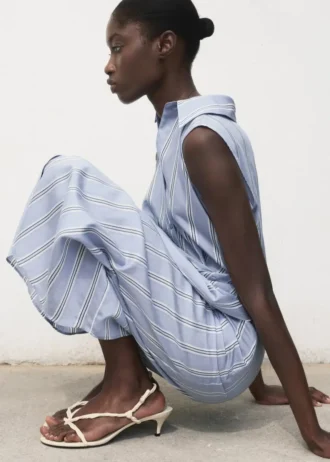 Sandali con strisce arricciate